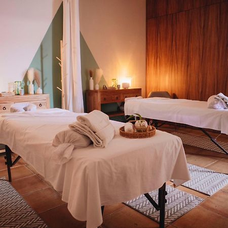 Hotel Boutique Casareyna Puebla Exterior foto Massage beds