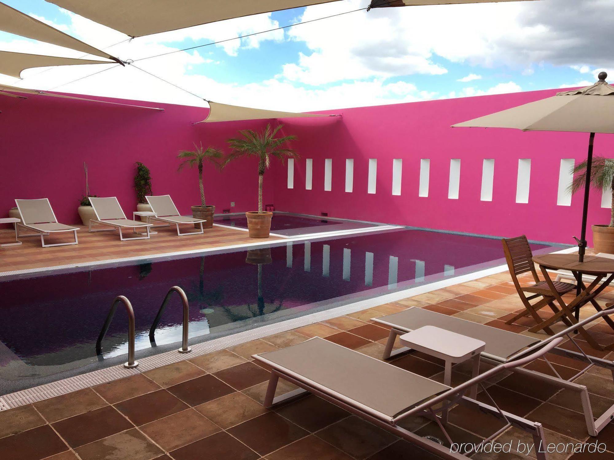 Hotel Boutique Casareyna Puebla Exterior foto Rooftop pool at Hotel Icon