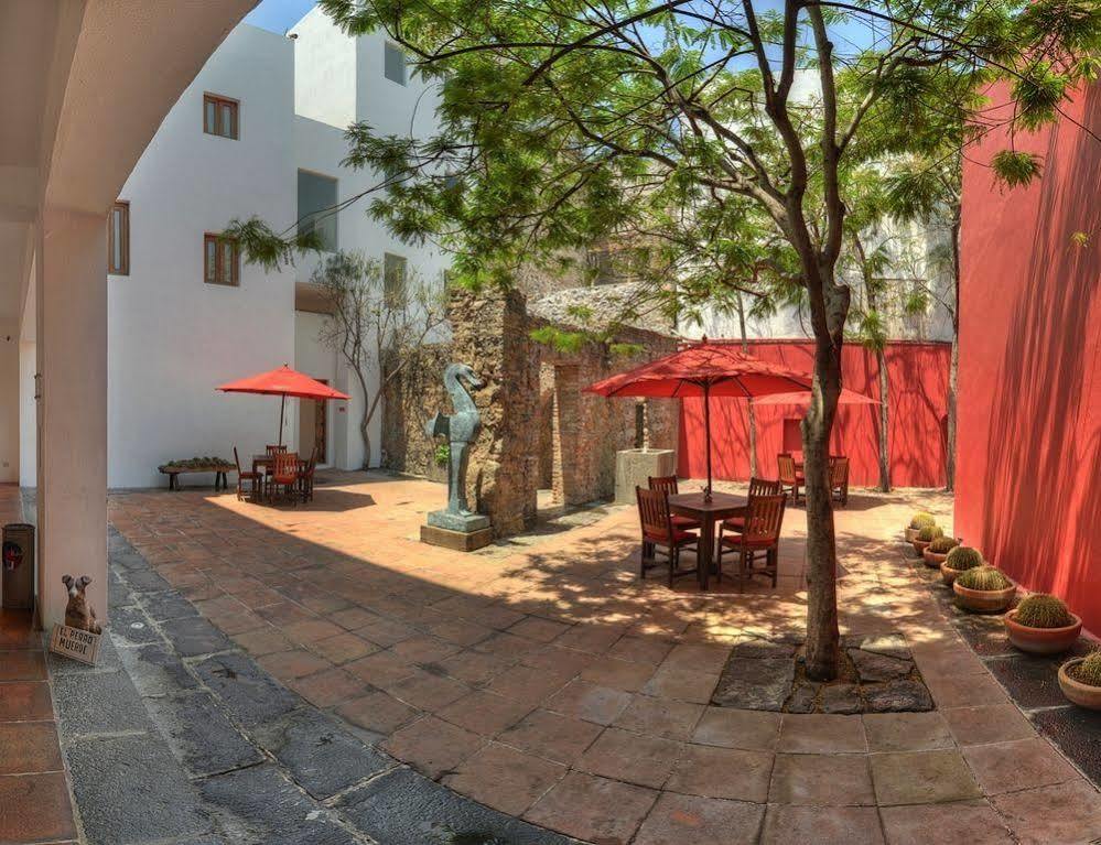Hotel Boutique Casareyna Puebla Exterior foto The courtyard of the Museo Casa de Morelos